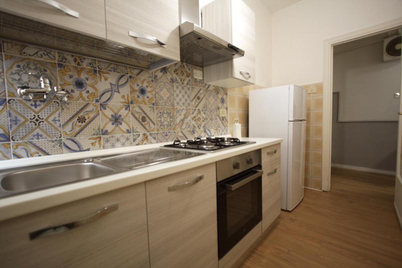 Appartement Vascello Holiday House à Rome Extérieur photo